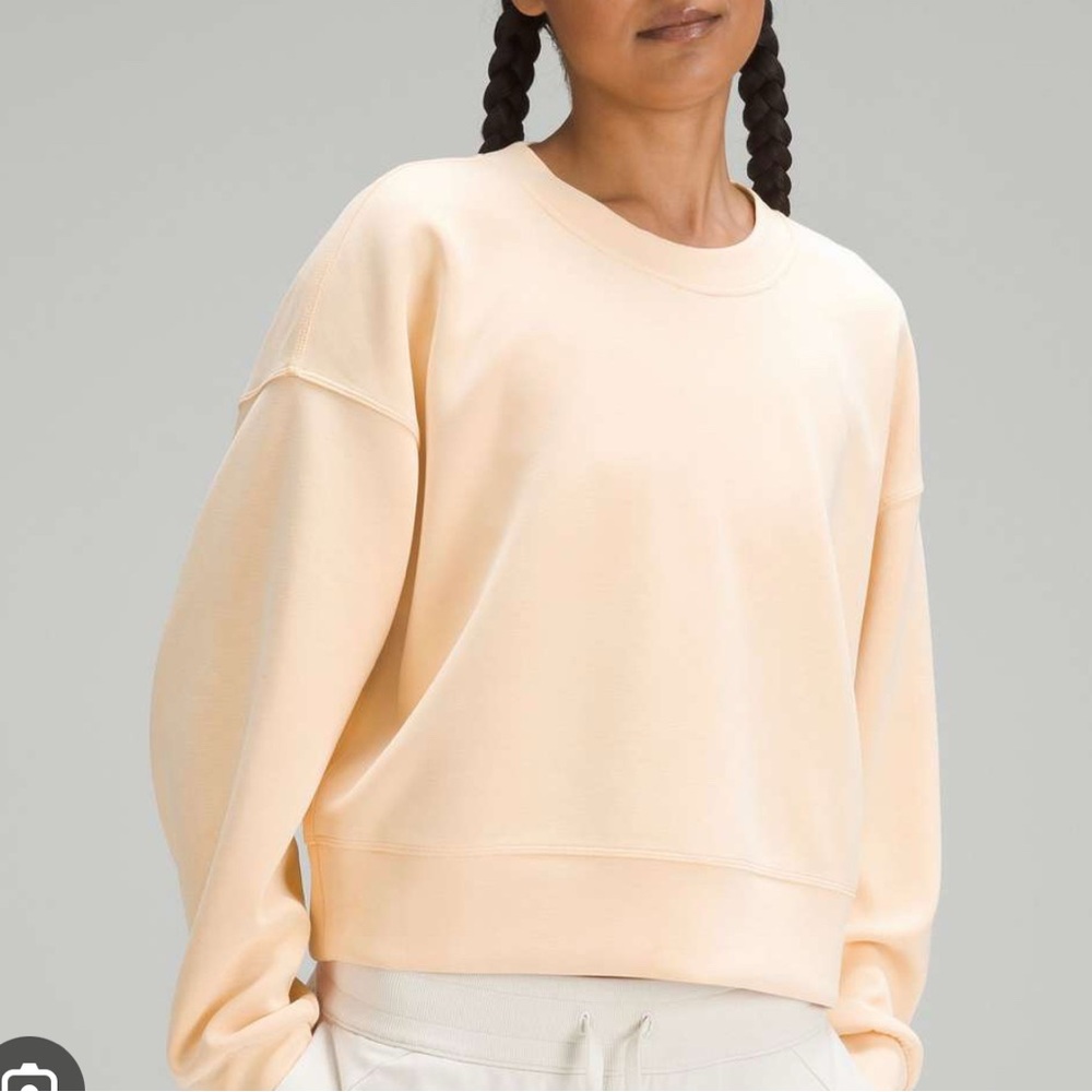 Lululemon Softstreme Perfectly Cropped Pullover sz 4